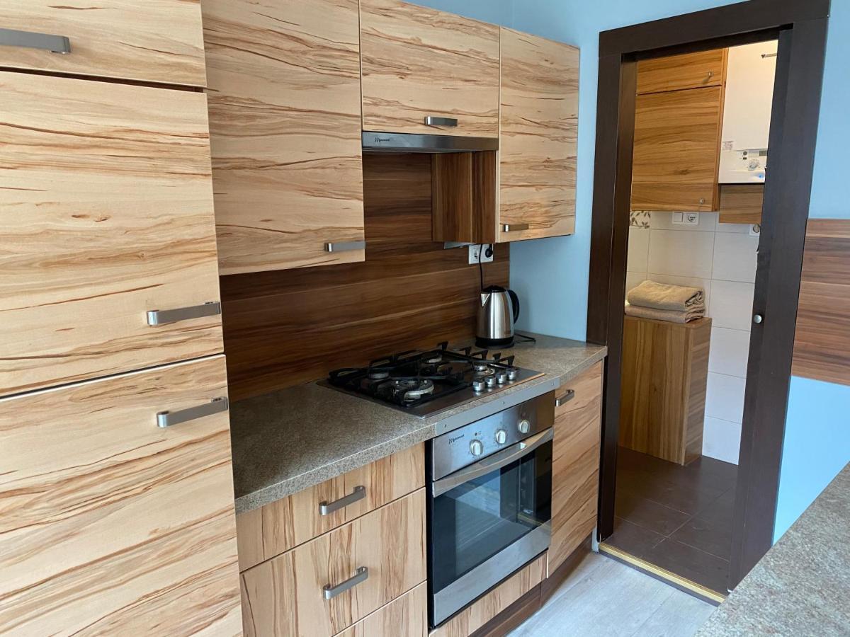 Kawalerka Fredry 3/14 Apartment พอซนาน ภายนอก รูปภาพ
